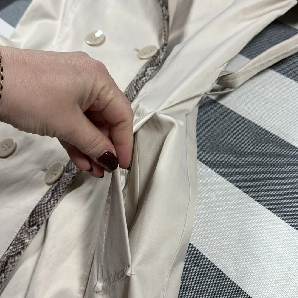 Via‎ Spiga Beige Snake Trim Double Breasted Belted Trench Coat Preppy Size S